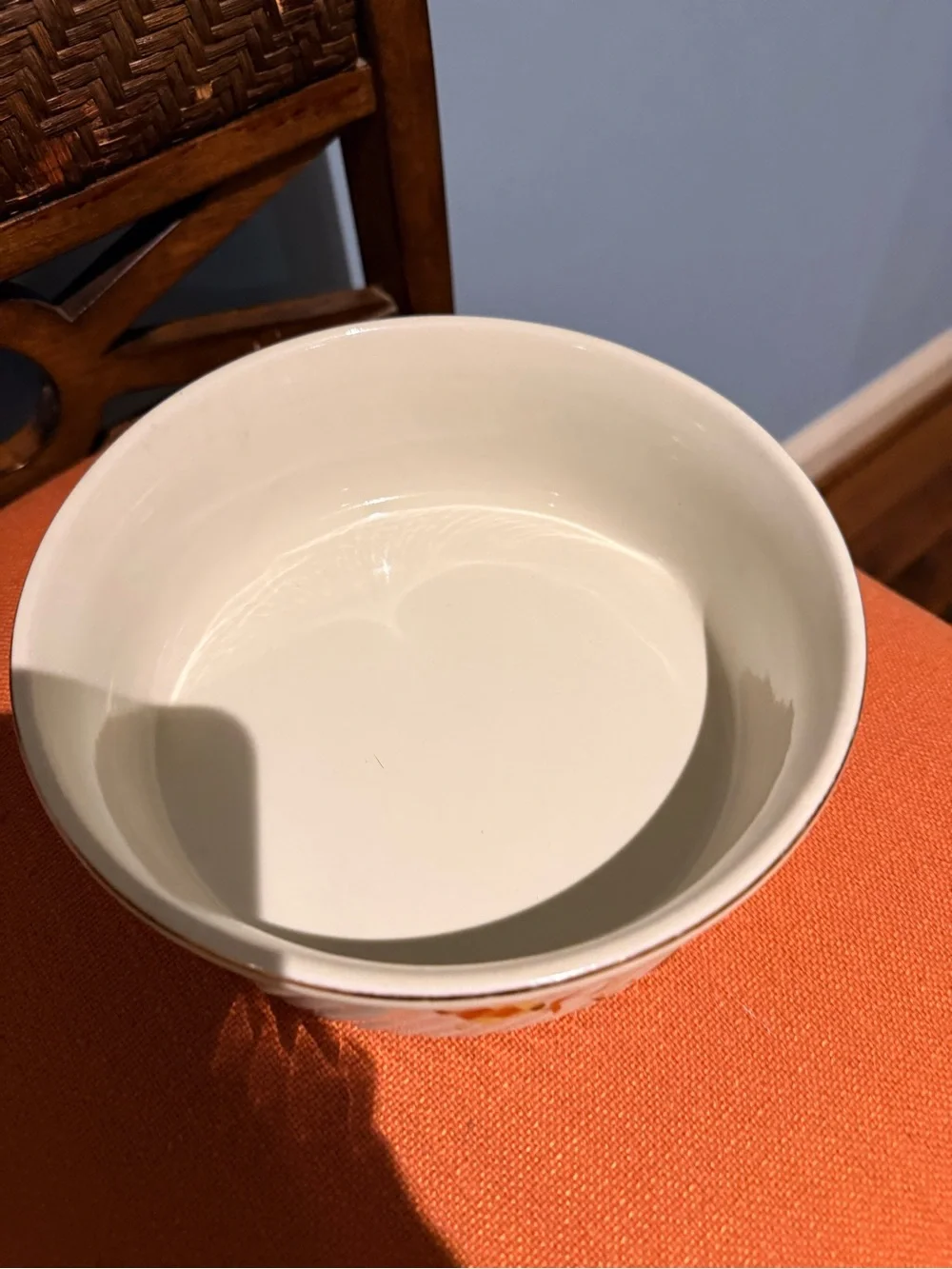 Vintage Hall Superior Kitchenware. EUC . No chips or cracks.